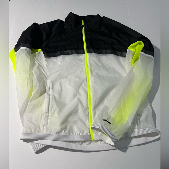 Brooks Women’s Run Visible Convertible jacket size M - Picture 1 of 4